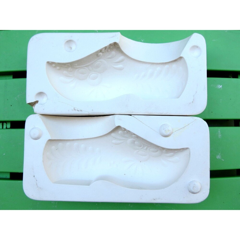 Duncan Vintage 1969 Dutch Shoe Slip Mold No. 26A (Repaired)